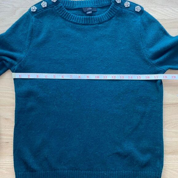 J.Crew Forest Green jeweled button Christmas Holiday Festive Lambswool Sweater M - Picture 4 of 5